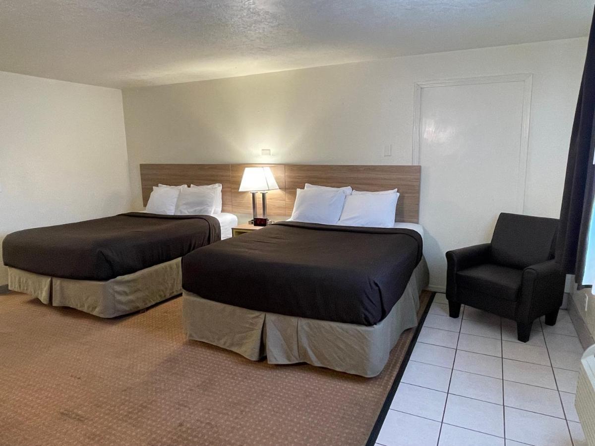 Newport Coast Inn Bagian luar foto