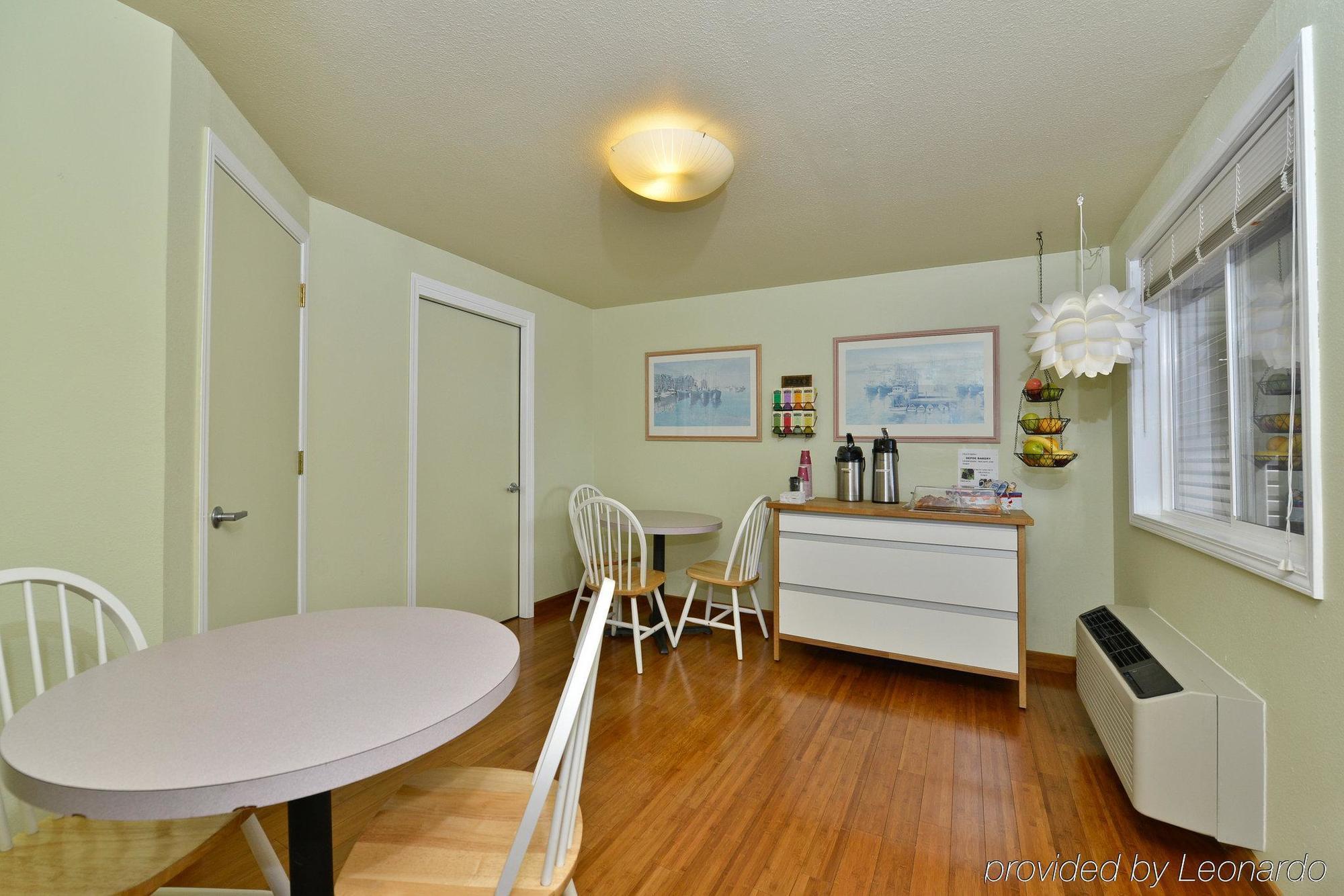 Newport Coast Inn Bagian luar foto