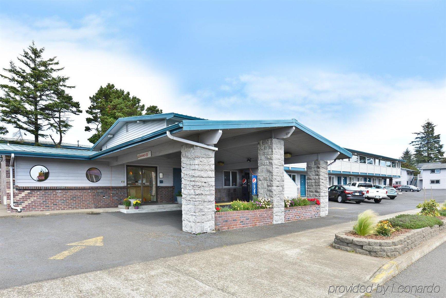 Newport Coast Inn Bagian luar foto